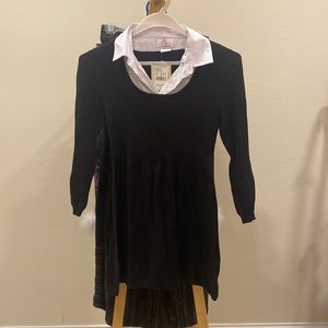 Kohl’s maternity sweater with white collar